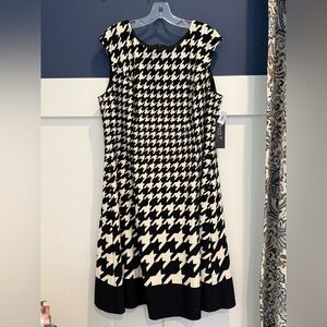 Black and Cream Houndstooth Dress NWT Size 18W